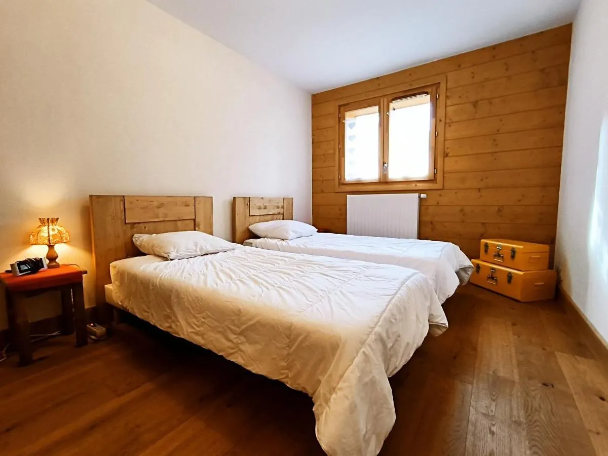 Appartement Cosy Avec Terrasse Et Parking Prive, Centre Village A 2 Pas Et Arret Ski-Bus Proche - Fr-1-624-114 Samoens Apartment